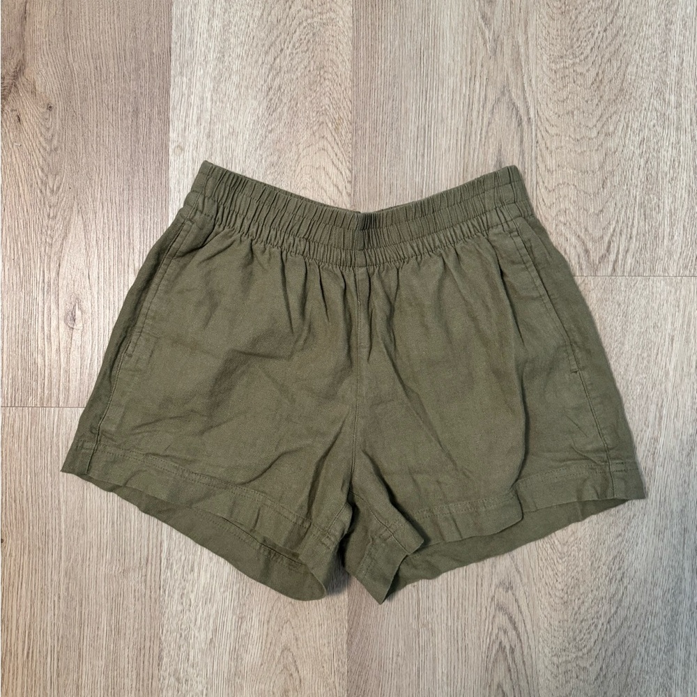 Old Navy Olive Linen Shorts